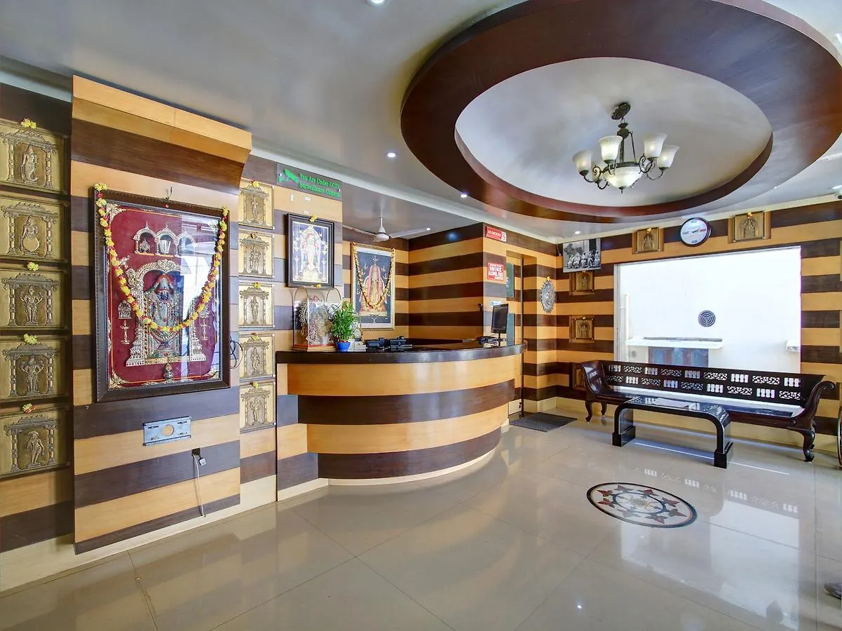Oyo 8892 Kadambari Regency Hotel Angamali